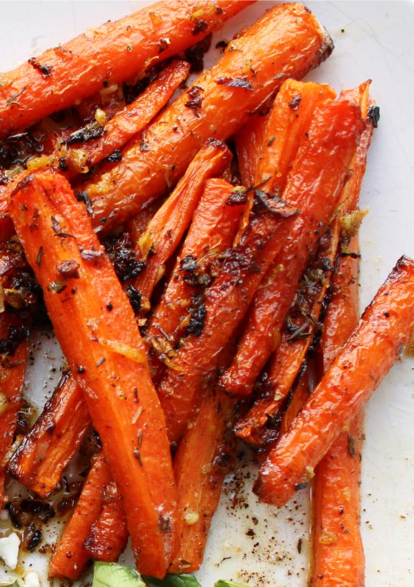 The Best Oven Roasted Carrots with Lemon and Thyme