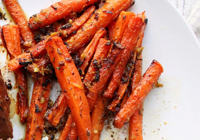 The Best Oven Roasted Carrots with Lemon and Thyme
