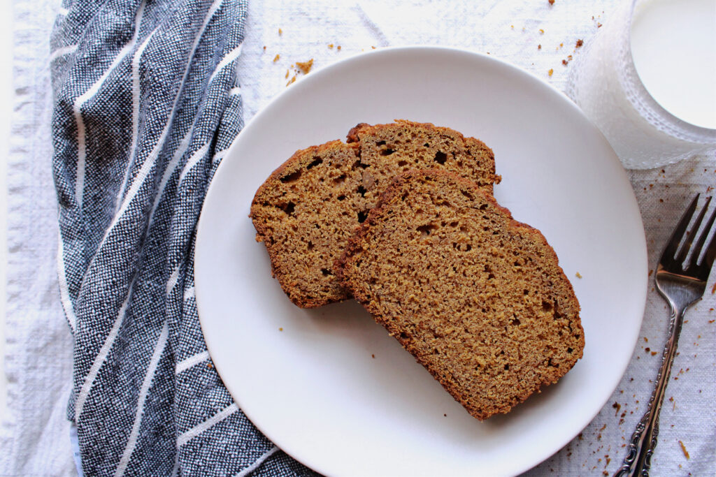 pumpkin cinnamon sourdough bread slices.