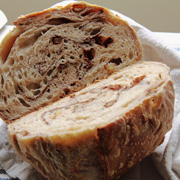 The Best Apple Cinnamon Sourdough For Fall