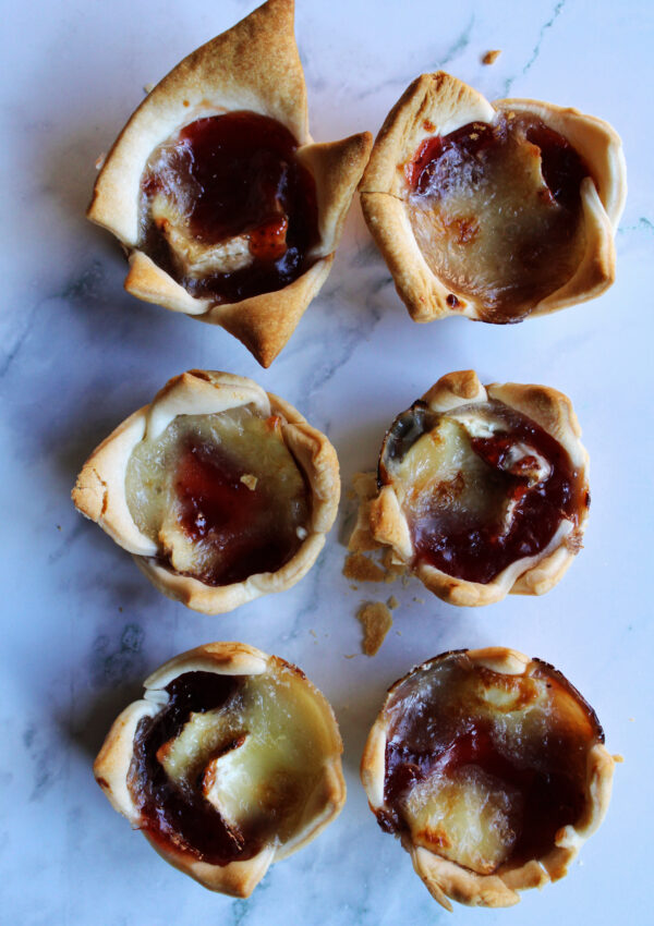 Easy Cranberry Brie Bites with a Sourdough Crust