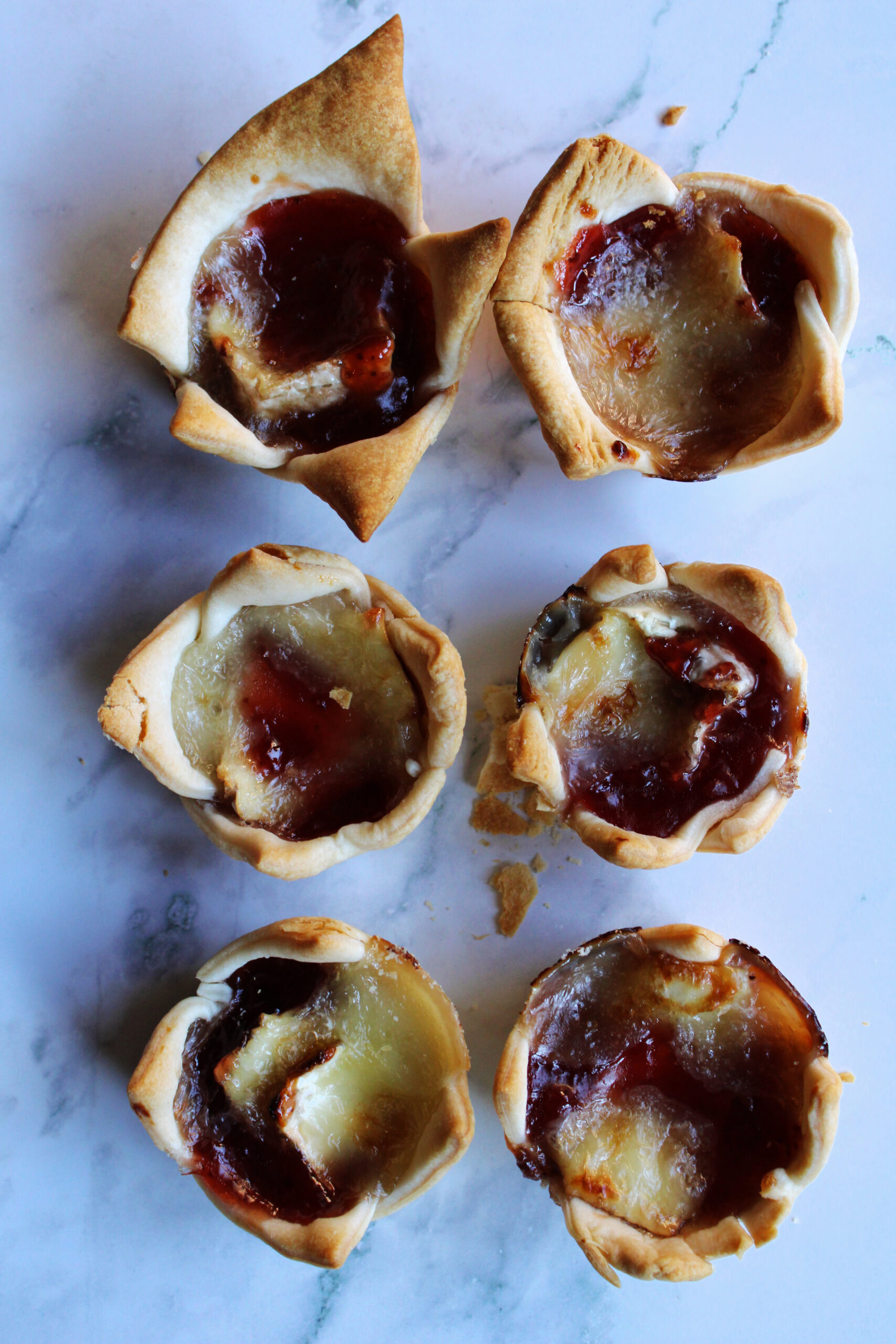 Easy Cranberry Brie Bites with a Sourdough Crust